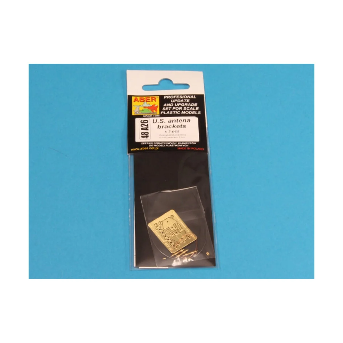 US antenna & brackets (set of 3 pcs), 1/48 - Aber Models 48 A26 US antenna & brackets (set of 3 pcs), 1/48 - Aber Models 48 A26