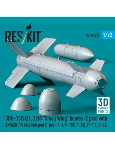 GBU-15(V)21, 22/B Small Wing bombs (2 pcs) with AN/AXQ-14 data link...