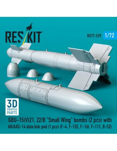 GBU-15(V)21, 22/B Small Wing bombs (2 pcs) with AN/AXQ-14 data link...