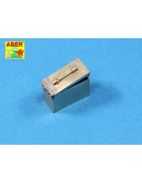 .50 cal. Amuunition with box set for M2 MG, 1/16 - Aber Models 16047