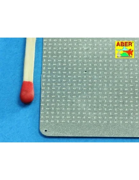 [NO_DESC] WWII German pattern treadplate, 1/16 - Aber Models 16099