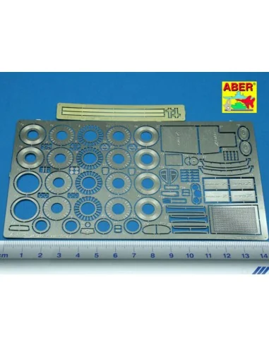 Nissan 370Z, 1/24 - Aber Models 24027