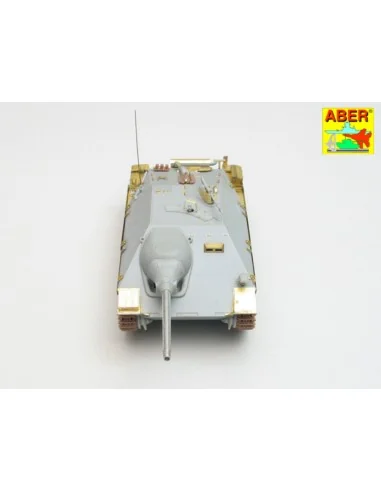 [NO_DESC] Sd.Kfz. 138/2 ''Hetzer''-early, middle version, 1/35 - Ab...