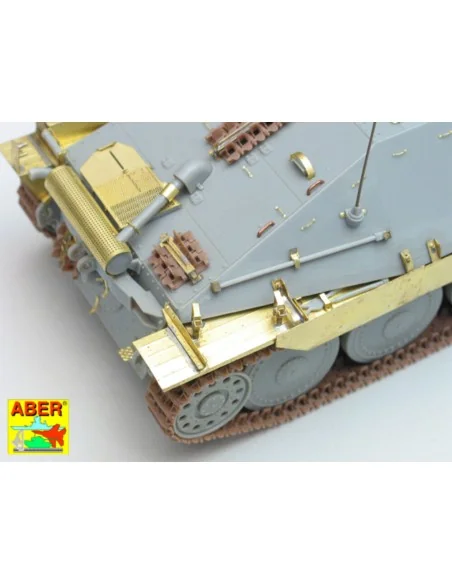 Sd.Kfz. 138/2 ''Hetzer''-early, middle version, 1/35 - Aber Models ...