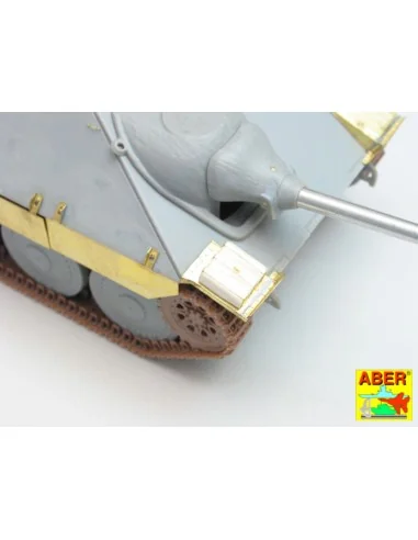 Sd.Kfz. 138/2 ''Hetzer''-early, middle version, 1/35 - Aber Models ...