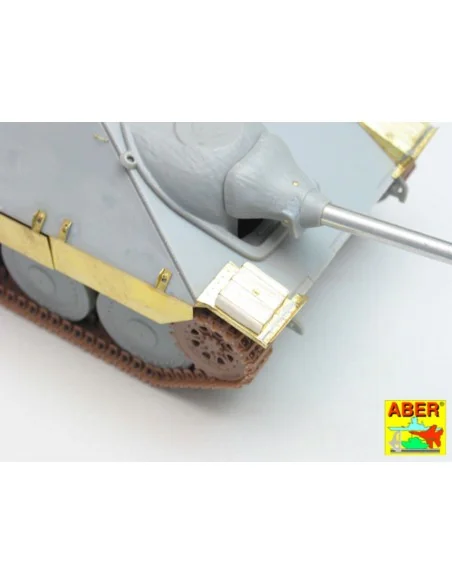 Sd.Kfz. 138/2 ''Hetzer''-early, middle version, 1/35 - Aber Models ...