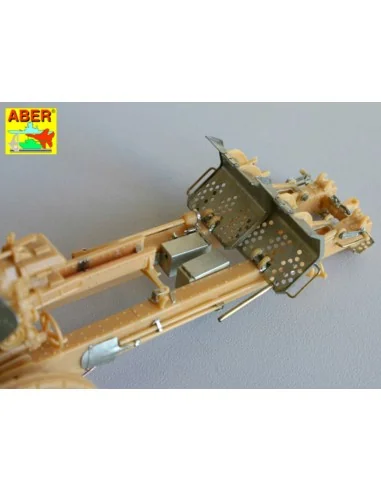 German 105 mm howitzer LeFH 18, 1/35 - Aber Models 35154