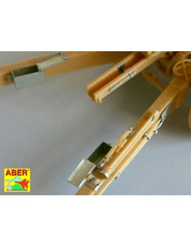 German 105 mm howitzer LeFH 18, 1/35 - Aber Models 35154