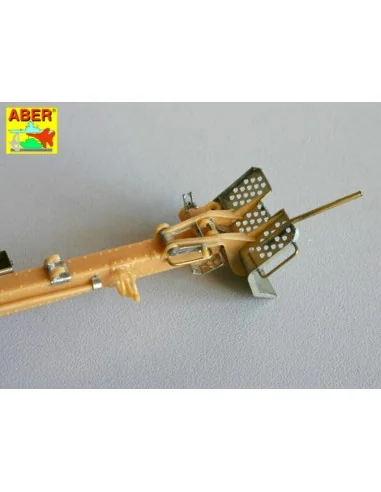 German 105 mm howitzer LeFH 18, 1/35 - Aber Models 35154