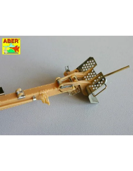 German 105 mm howitzer LeFH 18, 1/35 - Aber Models 35154