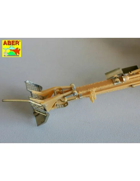 [NO_DESC] German 105 mm howitzer LeFH 18, 1/35 - Aber Models 35154
