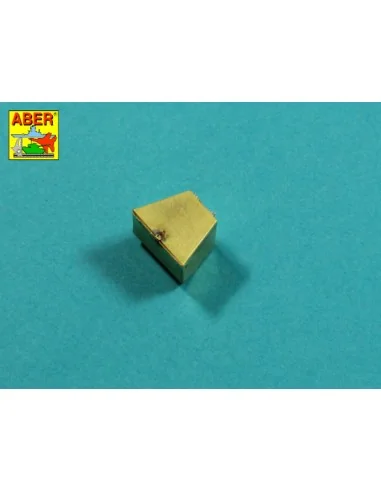 Right stowage bins for SdKfz 250, 252, 253, 1/35 - Aber Models 35 A085