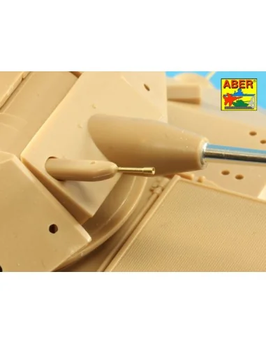 Gun barrels used on early M2/M3 Bradley or LAV-25, 1/35 - Aber Mode...