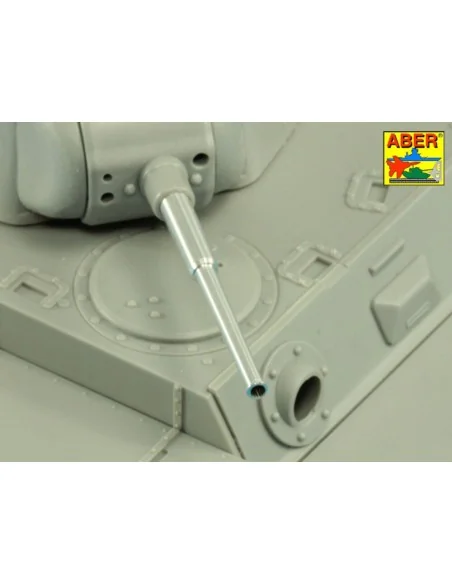 Main Armament for Soviet Heavy Tank SMK 1x76, 2mm L-11, 1x45mm M193...