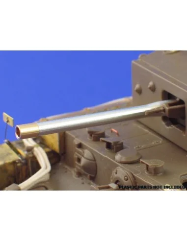 British Q.F.6 pdr.57 mm Mk.III gun barrel for Centaur, Cromwell, 1/...