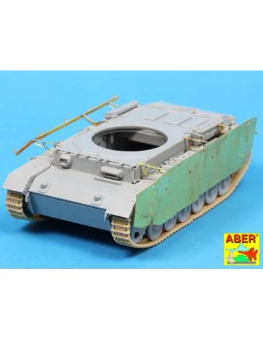 [NO_DESC] Side skirts for PzKpfw III, 1/72 - Aber Models 72 A09