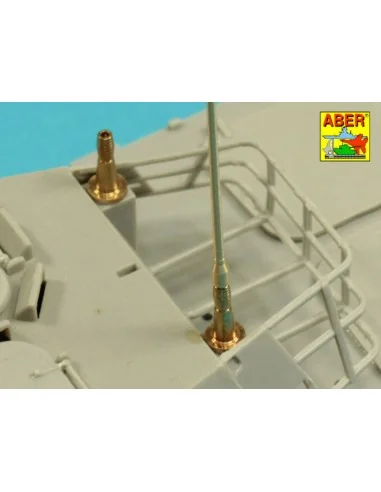 Set of 2 NATO antennas with mount bases - Aber Models R-44