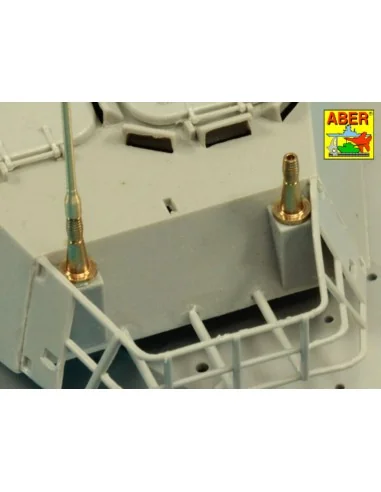 Set of 2 NATO antennas with mount bases - Aber Models R-44