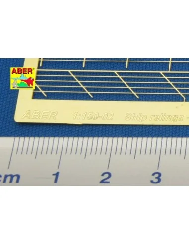 Ships railing -five horizontal bars, 1/150 - Aber Models RE-150-02