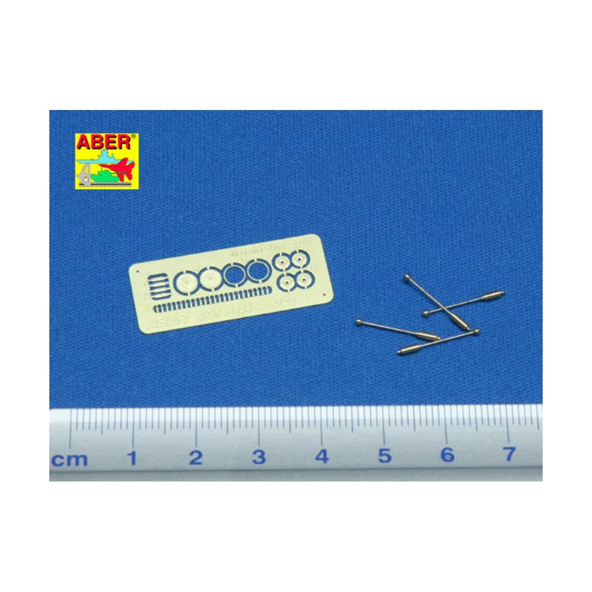 German width indicator for Sd.Kfz.231:232:250:251 - Aber Models R-28