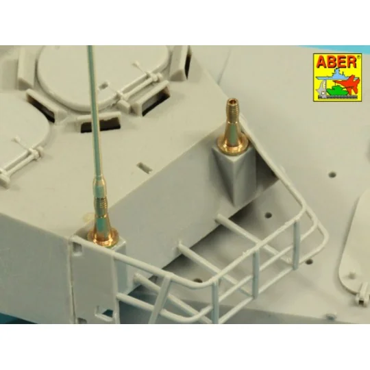 Set of 2 NATO antennas with mount bases - Aber Models R-44