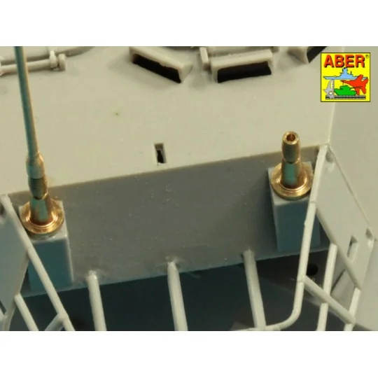 Set of 2 NATO antennas with mount bases - Aber Models R-44