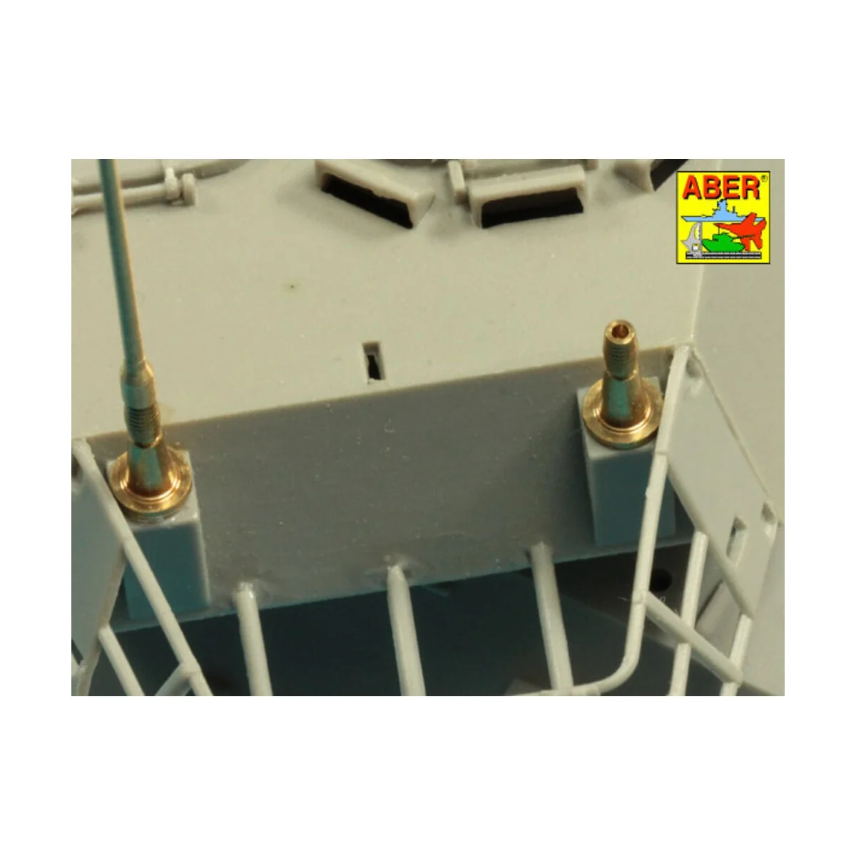 Set of 2 NATO antennas with mount bases - Aber Models R-44