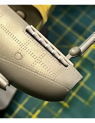 Spitfire Mk.IXe exhausts for Airfix kit, 1/48 - Clear Prop Accessor...