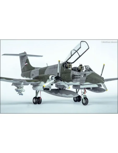 IA-58 Pucara, 1/48 - KINETIC K48078