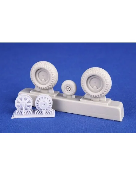 [NO_DESC] A-20 Havoc/Boston/ P-70 Nighthawk Wheels/ Hubs without Co...
