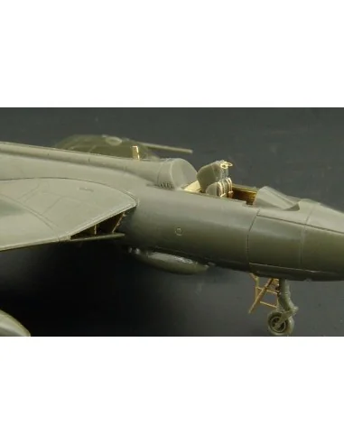 Hawker Hunter FGA 9, 1/144 - Brengun BRL144030