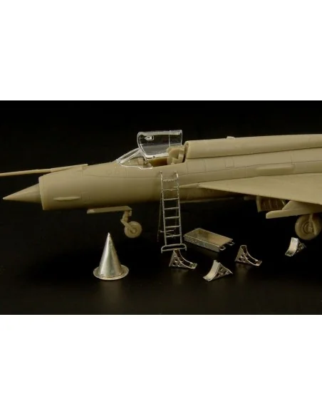 [NO_DESC] MIG-21 maintenance accessories (Eduard-Atack), 1/144 - Br...