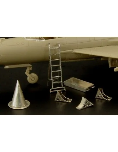 MIG-21 maintenance accessories (Eduard-Atack), 1/144 - Brengun BRL1...