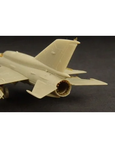 Mig-21 SMT (Eduard), 1/144 - Brengun BRL144042