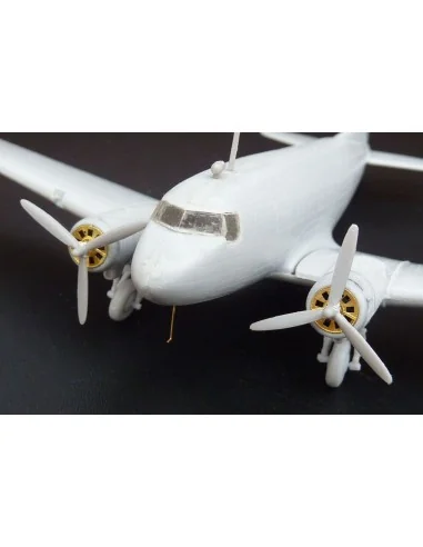 [NO_DESC] Douglas C-47- Lisunov Li-2, 1/144 - Brengun BRL144071