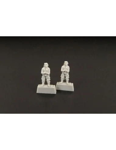 Japanese pilot WWII -(two pieces), 1/144 - Brengun BRL144080