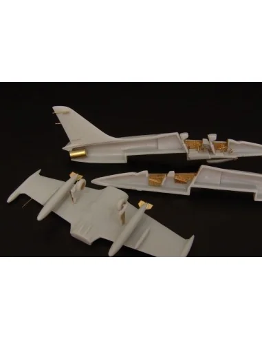 L-39 Albatros (Attack- MarkI kit), 1/144 - Brengun BRL144130