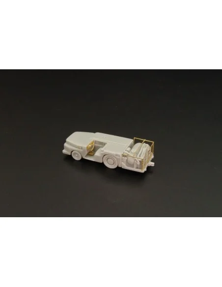 MD-3 USN Fire tractor small, 1/144 - Brengun BRS144029