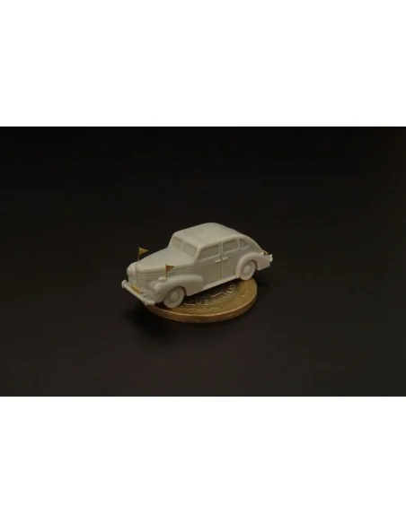 German staff car- hardtop (2 in set), 1/144 - Brengun BRS144034