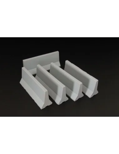 Modern concrete road barriers, 1/72 - Brengun BRL72006