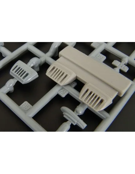 AH-1G Cobra air intake correction set (Special hobby), 1/72 - Breng...