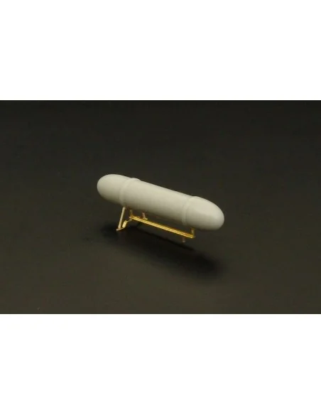 [NO_DESC] 50gal Drop Tank british, 1/72 - Brengun BRL72092