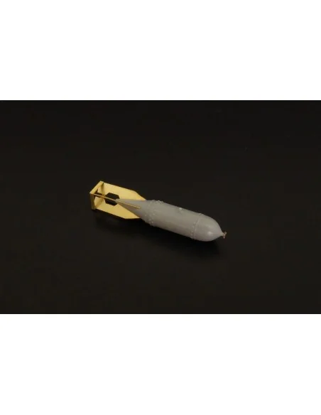 Japanese 250kg bomb (2 in box), 1/72 - Brengun BRL72131