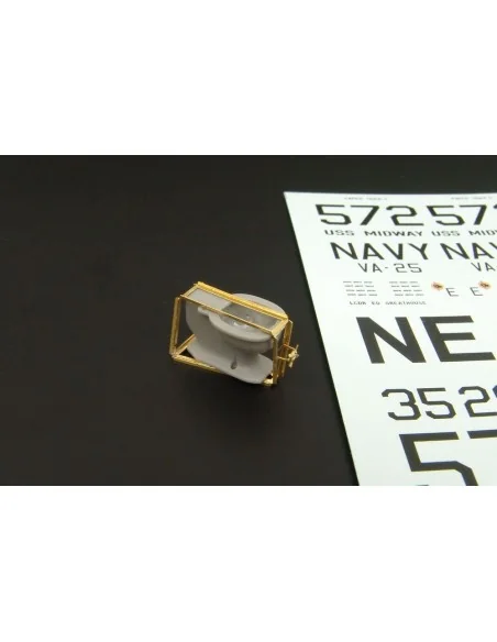 Toilet bomb for Skyraider, 1/48 - Brengun BRL48040