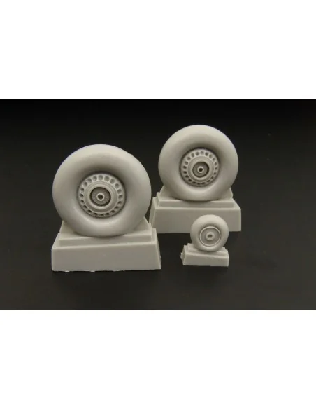 Wellington wheel set for (TRUMPETER), 1/48 - Brengun BRL48043