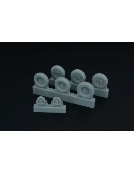 Spitfire 3 spoke wheels set (3 types of tires), 1/48 - Brengun BRL4...