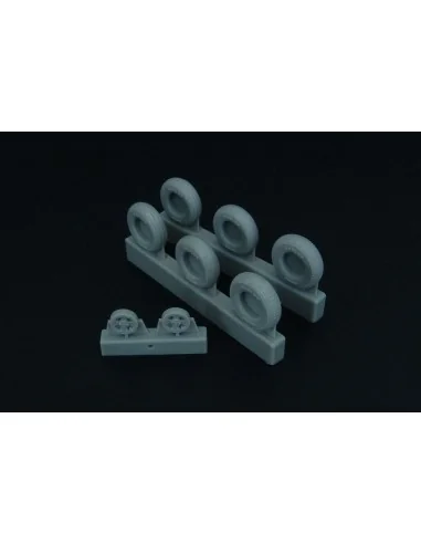 Spitfire 4 spoke wheels set (3 types of tires), 1/48 - Brengun BRL4...