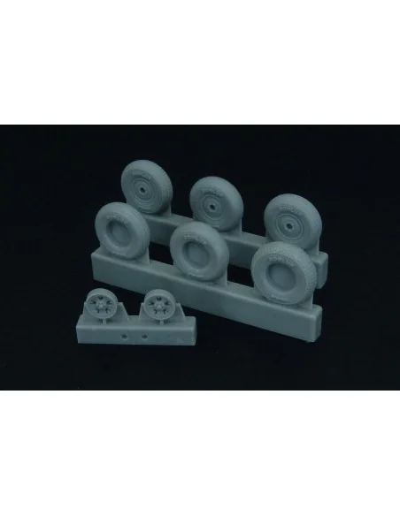 Spitfire 5 spoke wheels set (3 types of tires), 1/48 - Brengun BRL4...