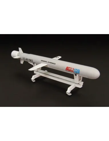 AGM-109 TOMAHAWK, 1/48 - Brengun BRS48003
