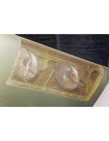 British landing lights, 1/32 - Brengun BRL32015